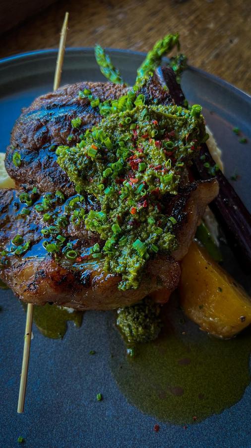 Slaymaker & Nichols Gastro House & Inn Шарлъттаун Екстериор снимка